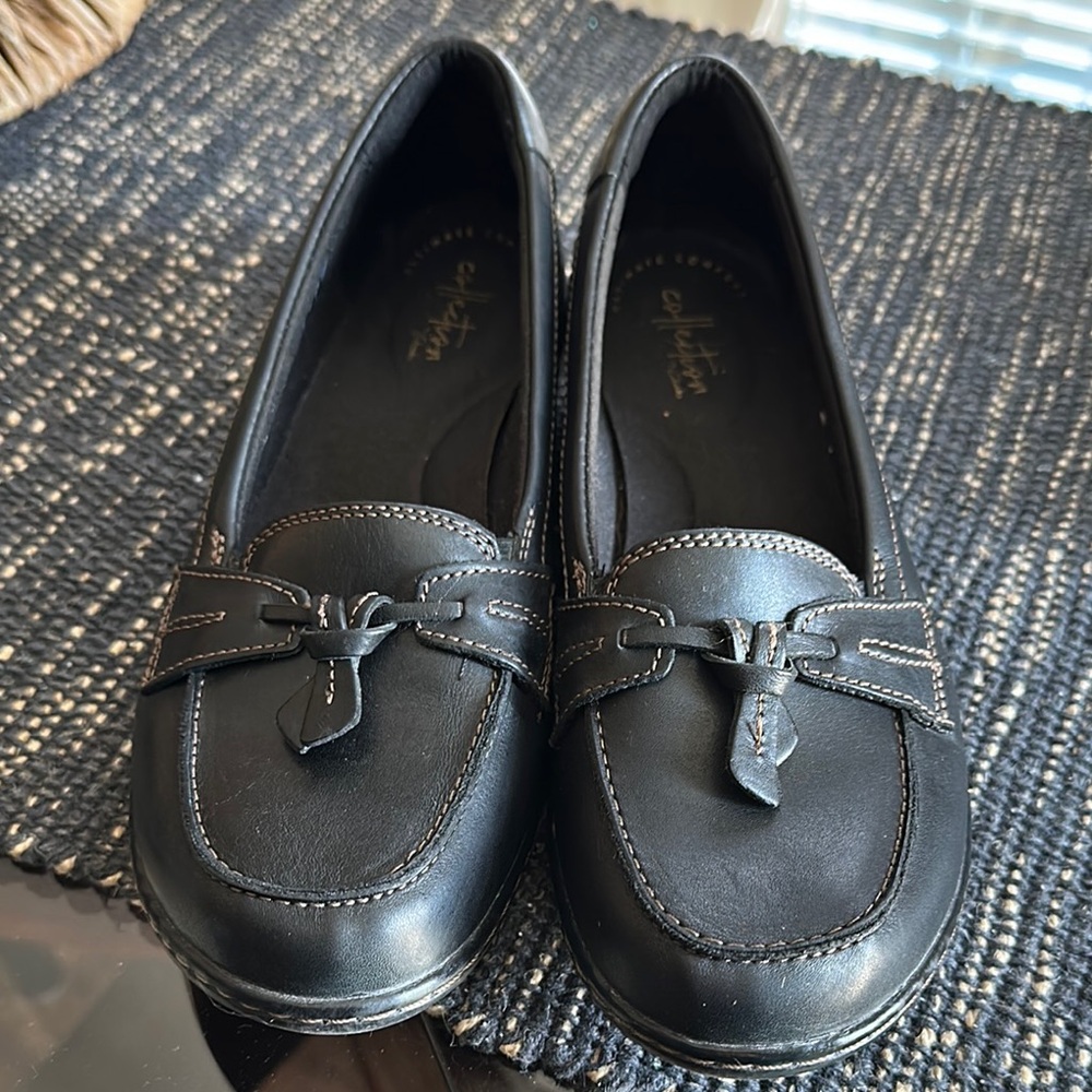 Clark’s ultimate comfort collection Black Leather Loafers